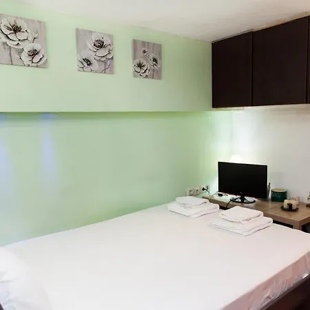 Cozy Studio In Keramikos! Apartment Athens